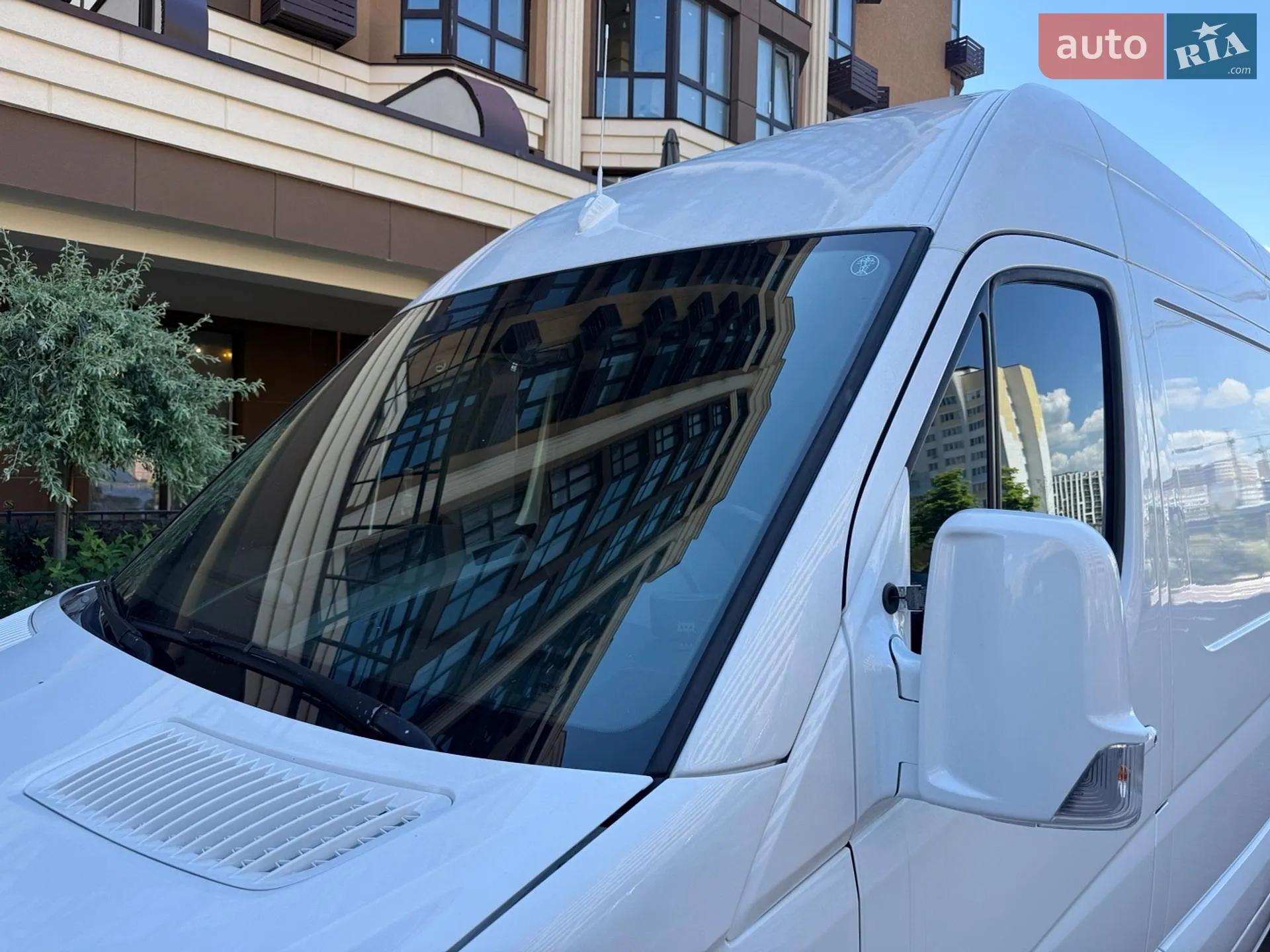 2015 Mercedes-Benz Sprinter - мініатюра 33
