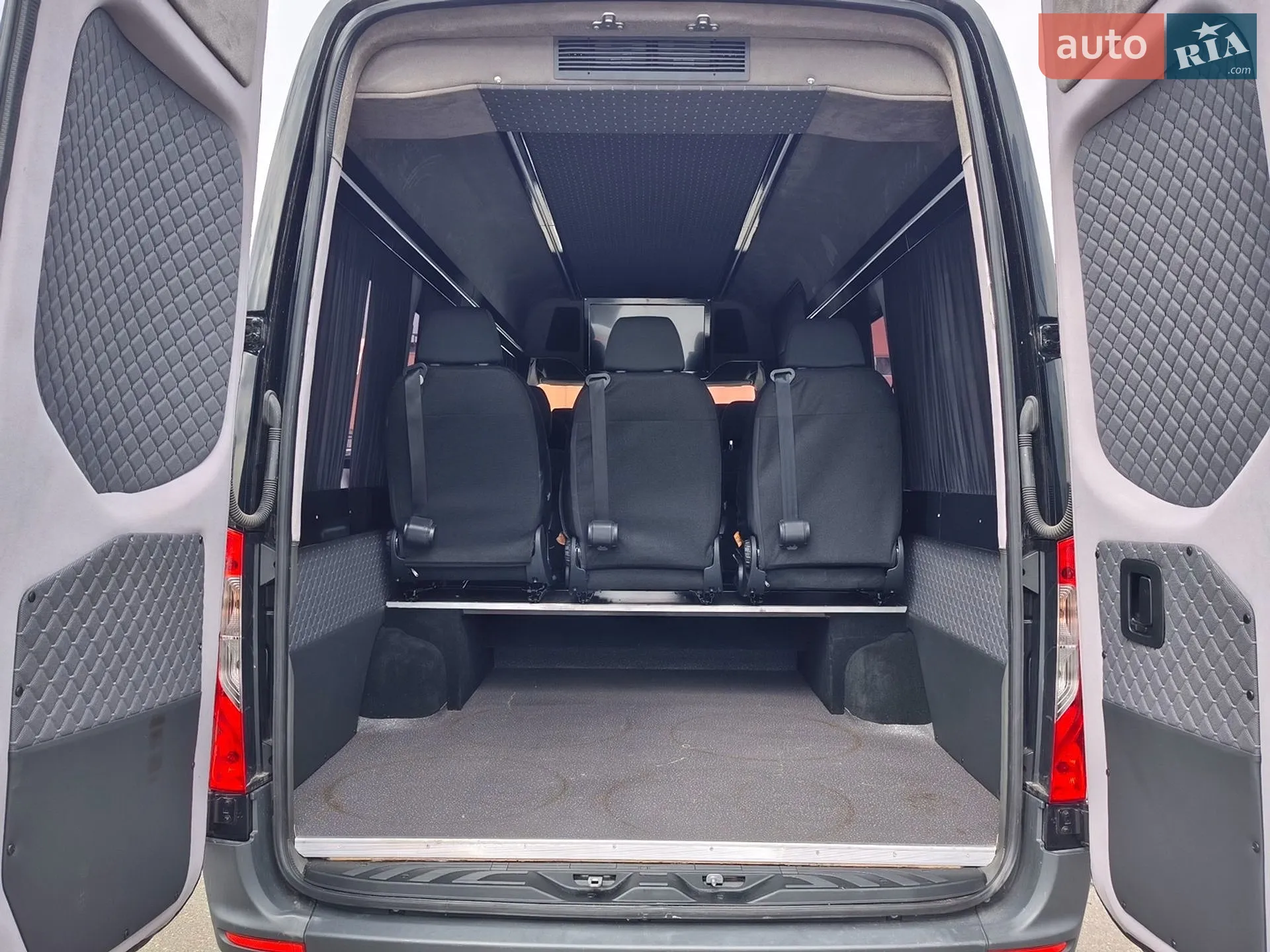 2021 Mercedes-Benz Sprinter - мініатюра 12