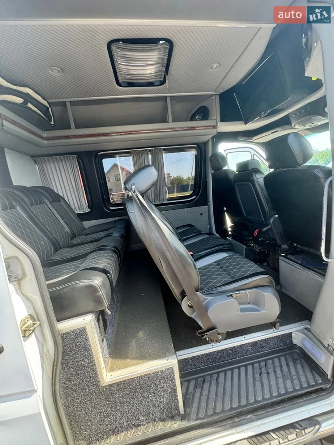 2016 Mercedes-Benz Sprinter - мініатюра 14