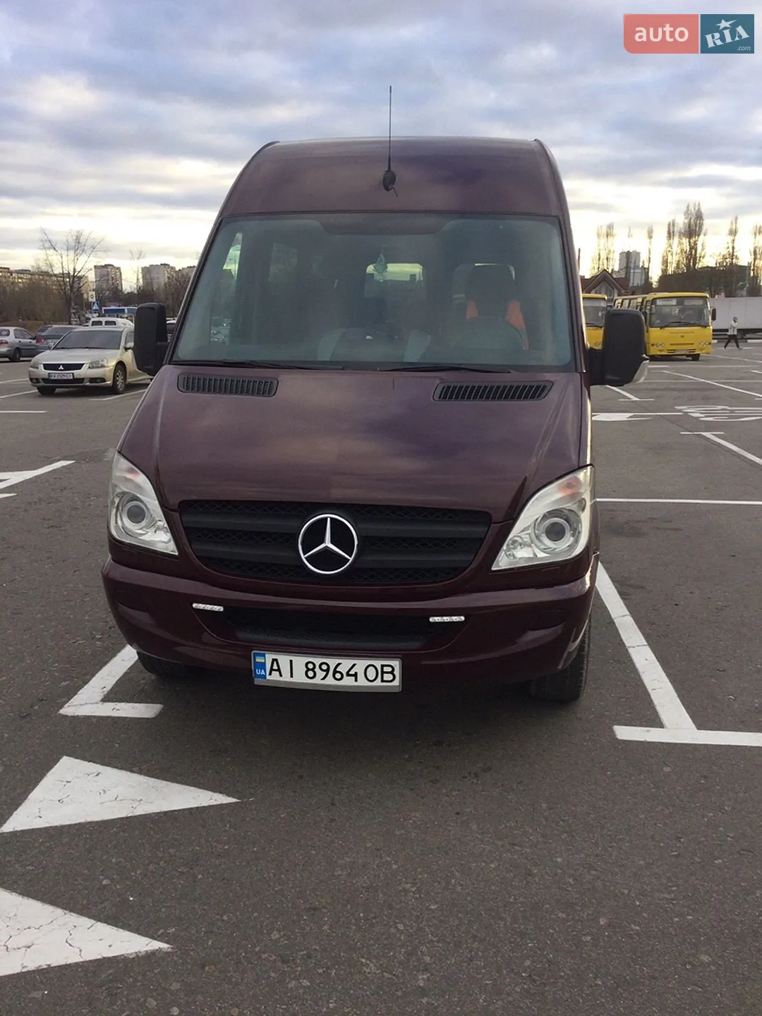 2011 Mercedes-Benz Sprinter - фото 1