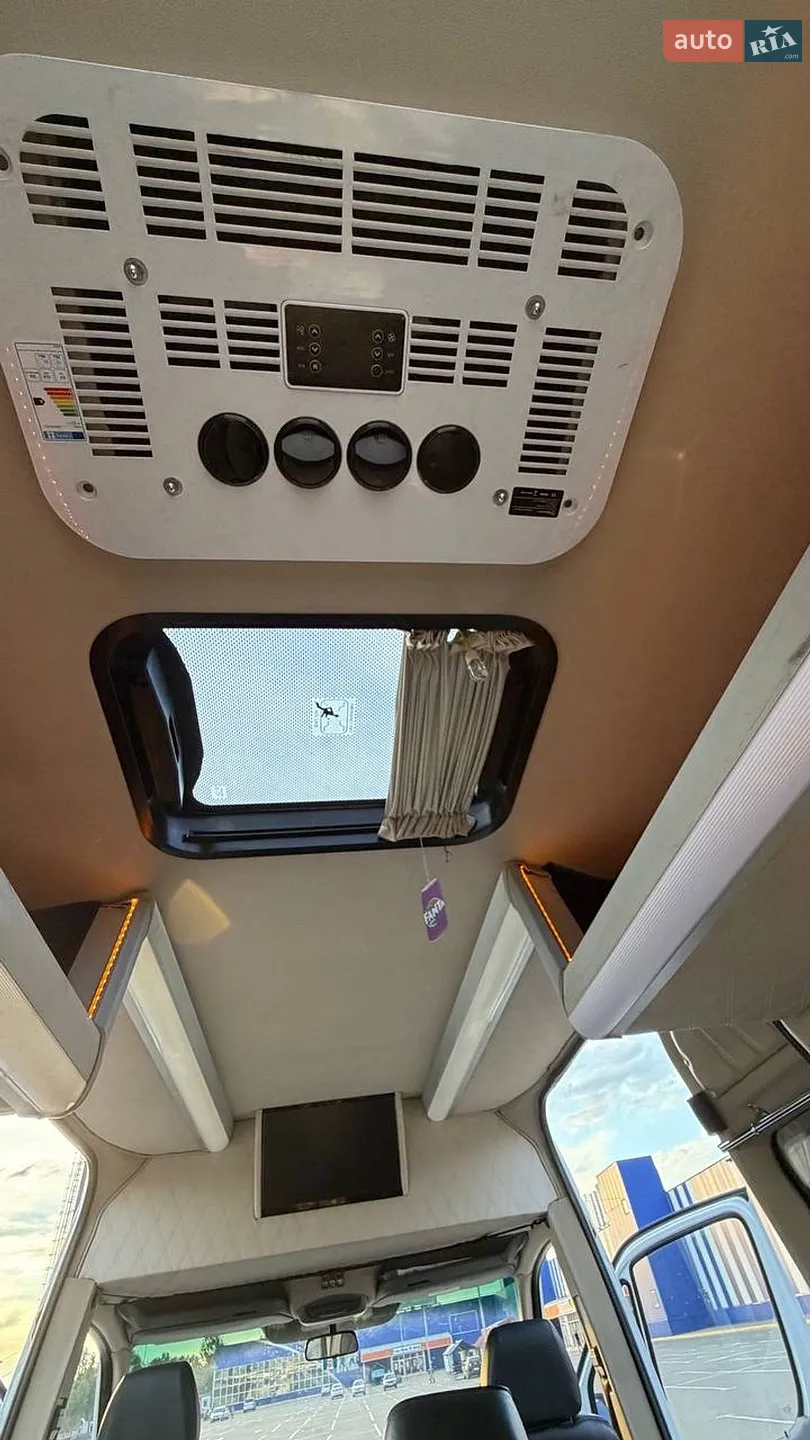 2013 Mercedes-Benz Sprinter - мініатюра 15