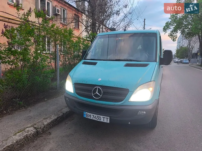 Mercedes-Benz Sprinter