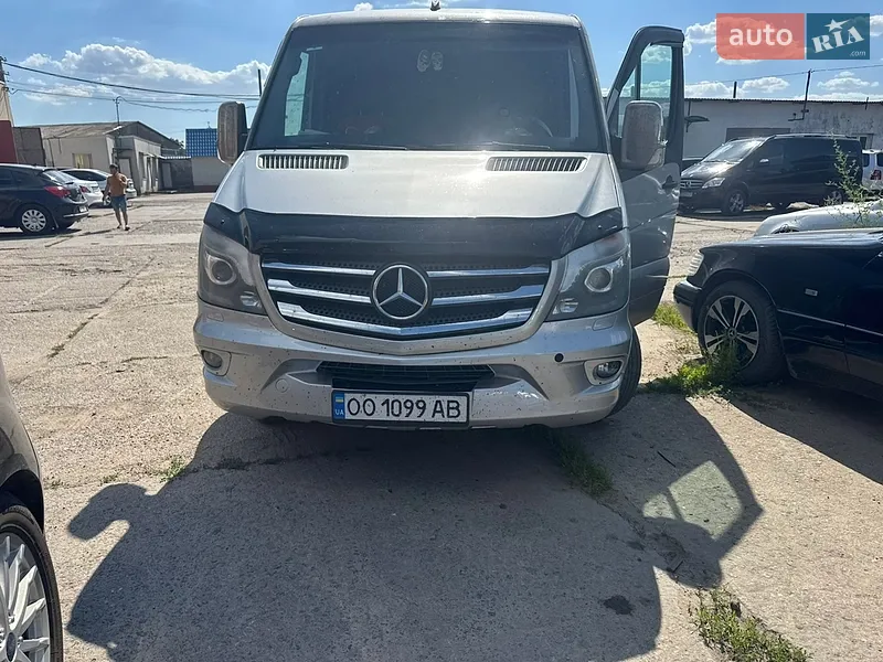 Mercedes-Benz Sprinter