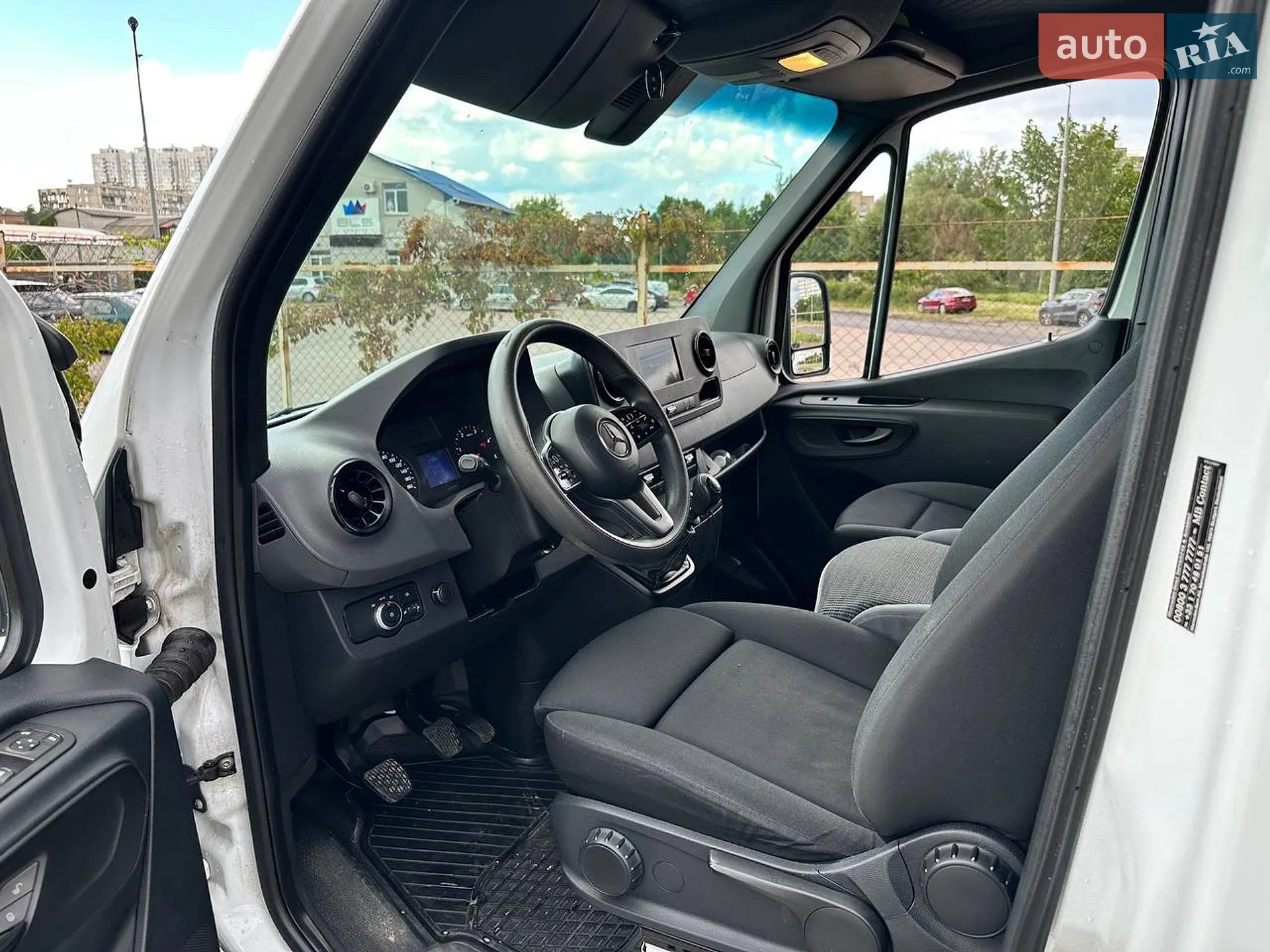 2020 Mercedes-Benz Sprinter - мініатюра 3