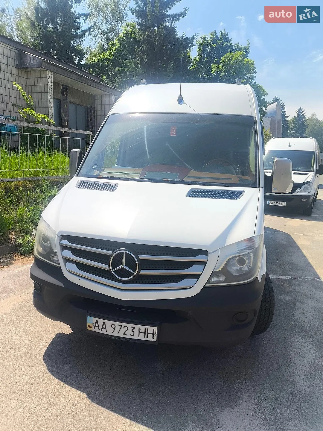 2010 Mercedes-Benz Sprinter - фото 1