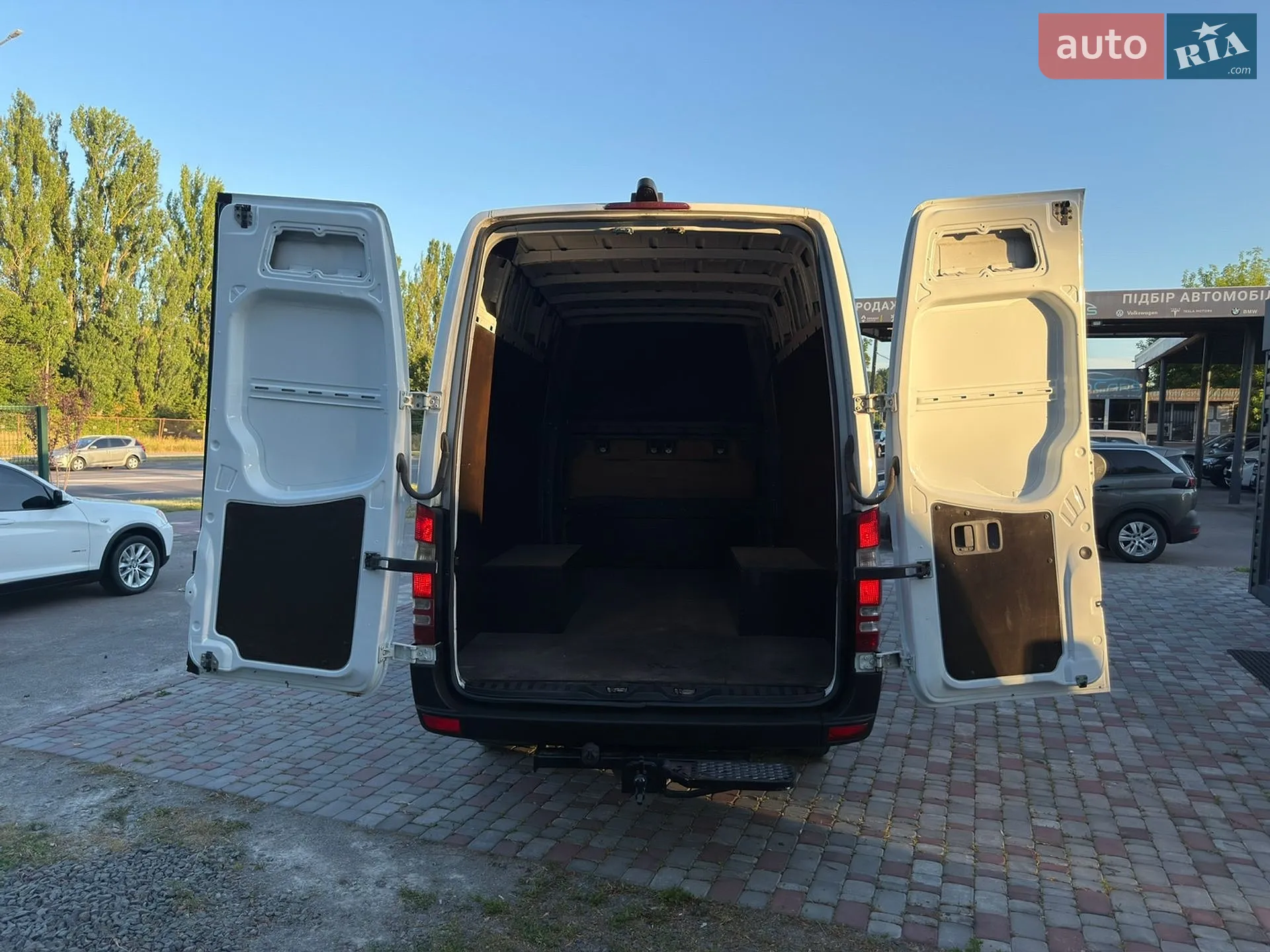 2015 Mercedes-Benz Sprinter - мініатюра 43