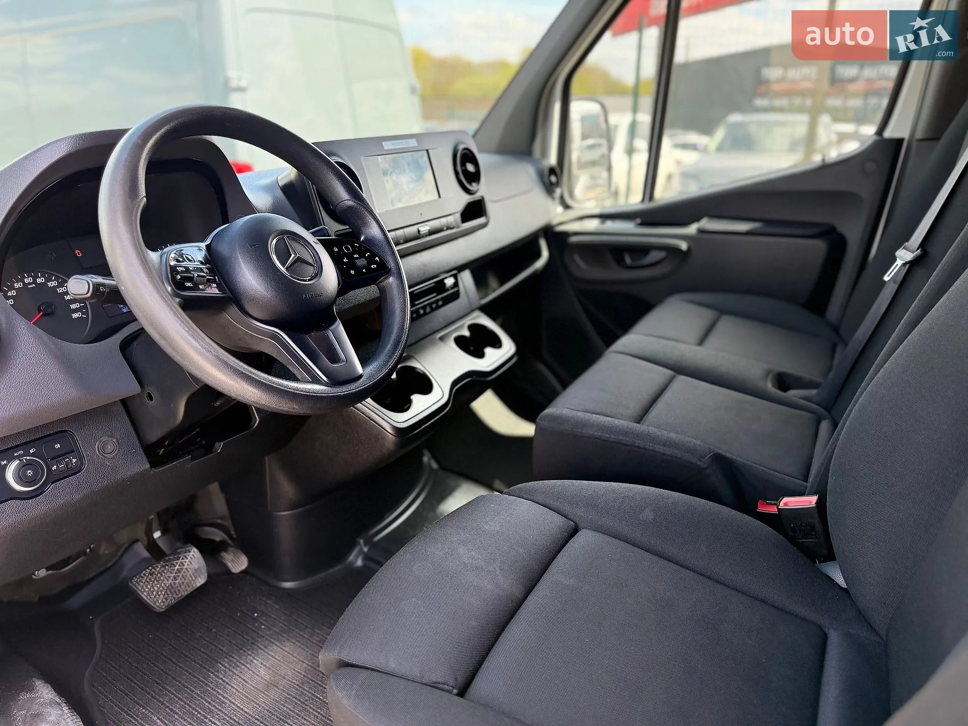 2021 Mercedes-Benz Sprinter - мініатюра 26