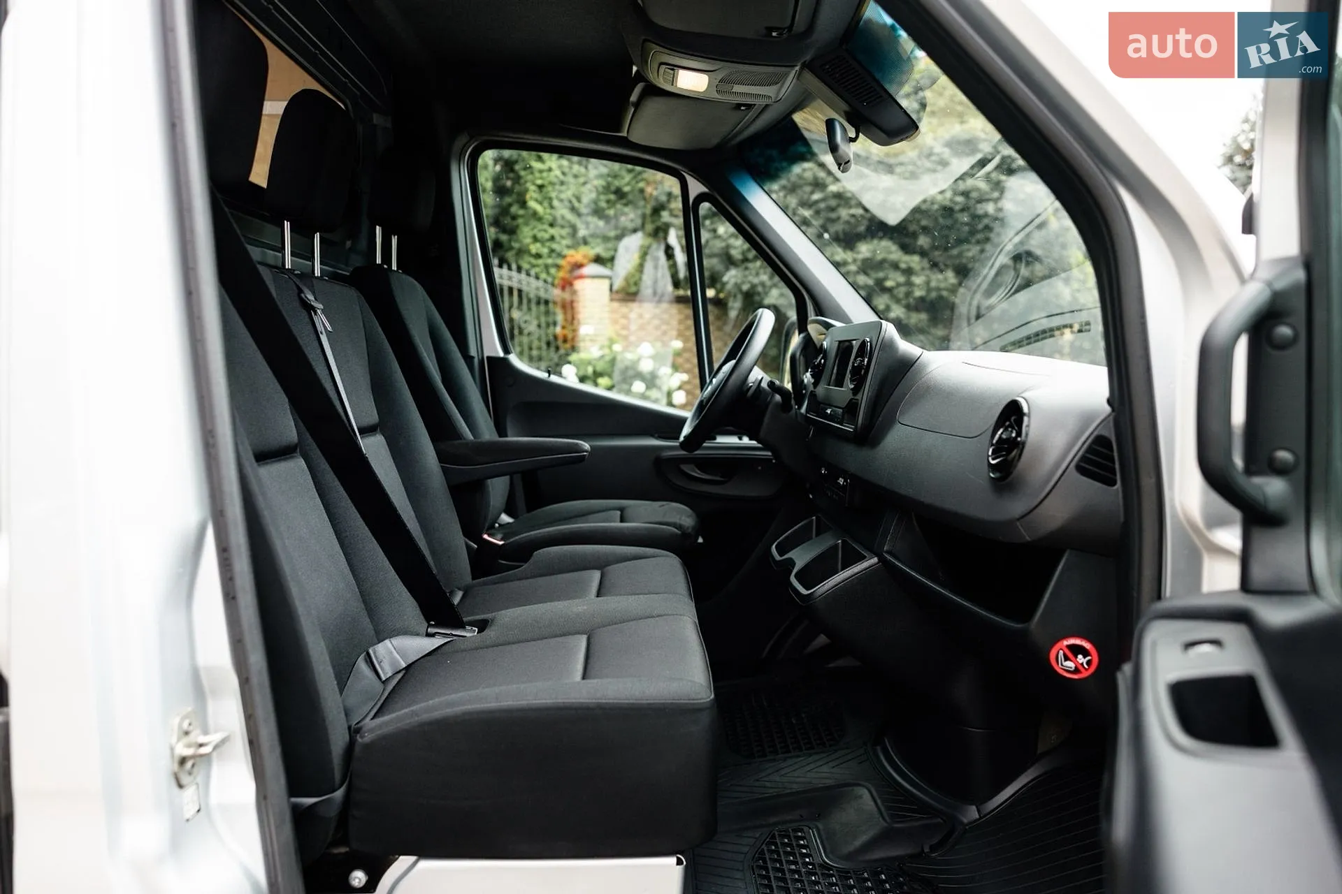 2022 Mercedes-Benz Sprinter - мініатюра 23