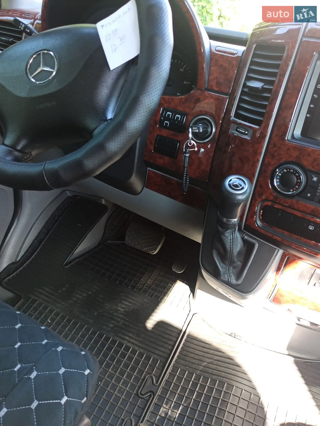 2014 Mercedes-Benz Sprinter - мініатюра 21