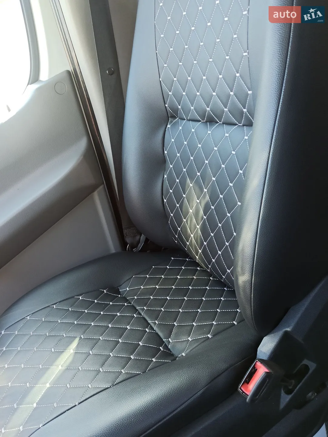 2014 Mercedes-Benz Sprinter - мініатюра 29