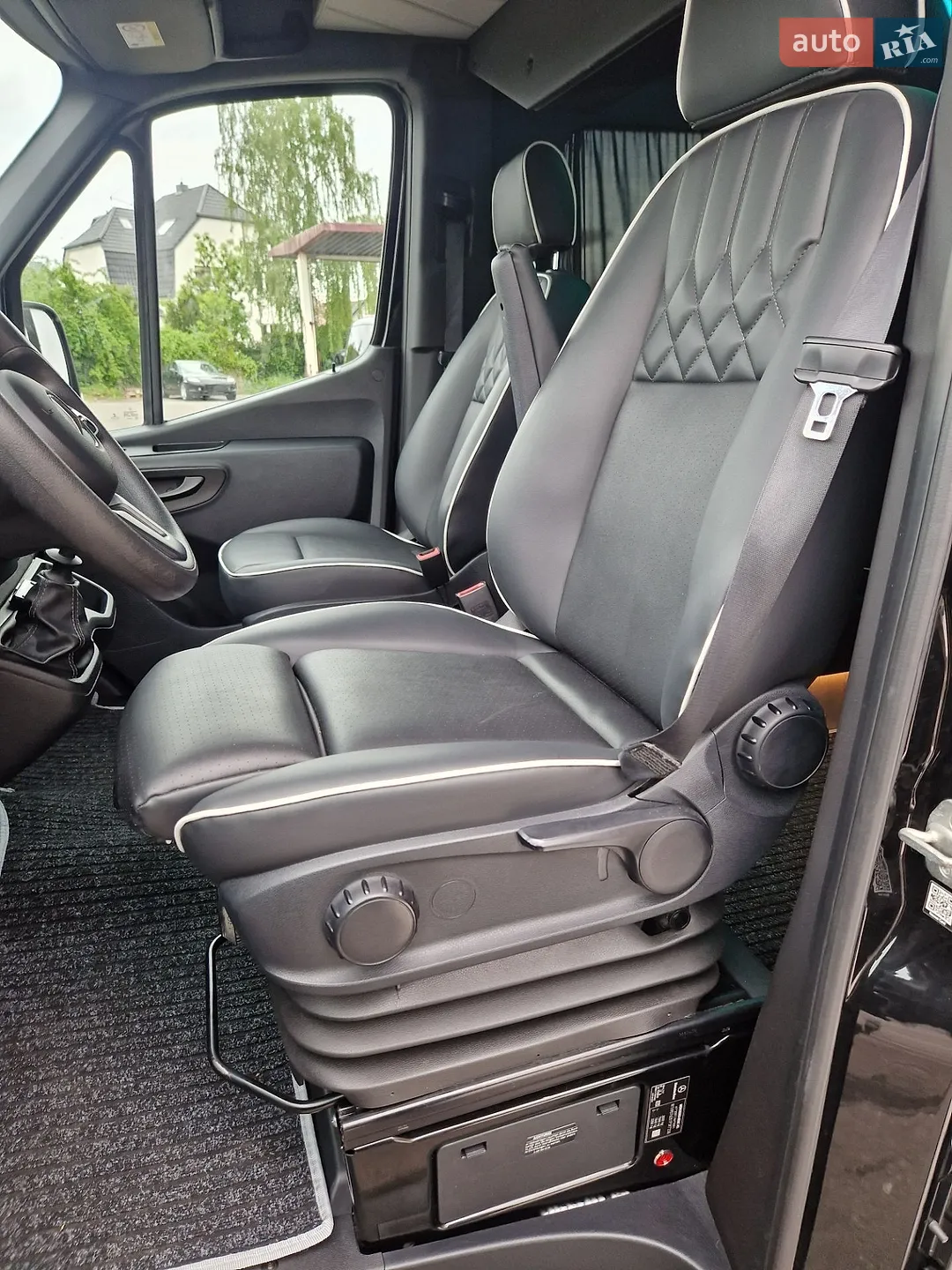 2021 Mercedes-Benz Sprinter - мініатюра 18