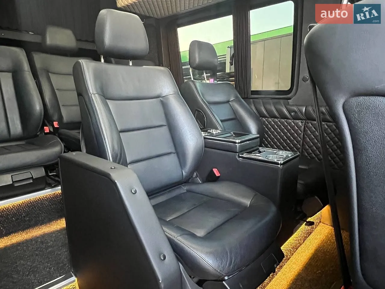 2018 Mercedes-Benz Sprinter - мініатюра 36