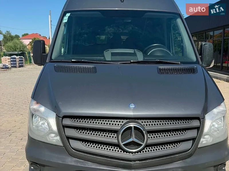 Mercedes-Benz Sprinter