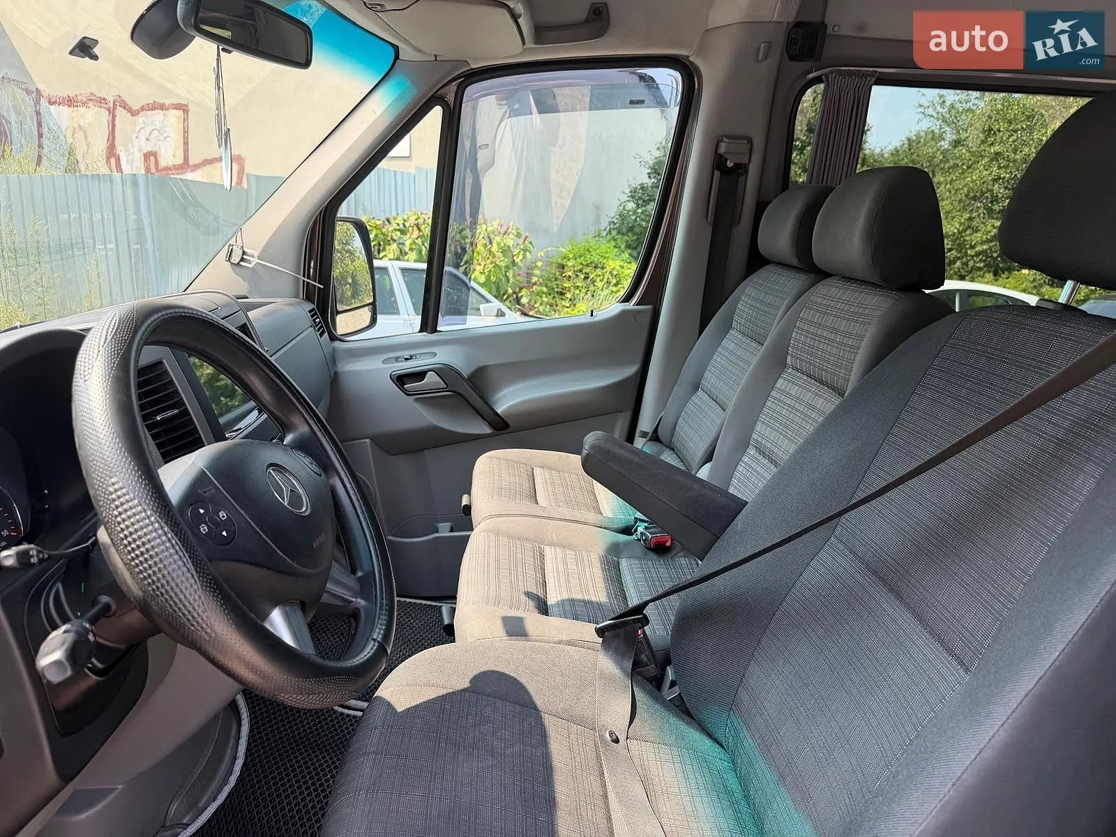 2014 Mercedes-Benz Sprinter - мініатюра 16
