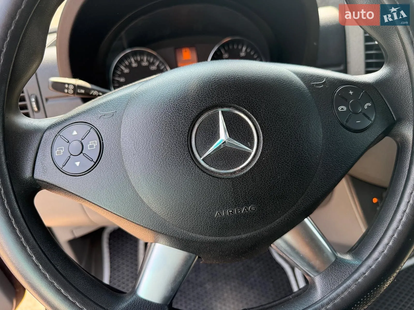 2014 Mercedes-Benz Sprinter - мініатюра 18