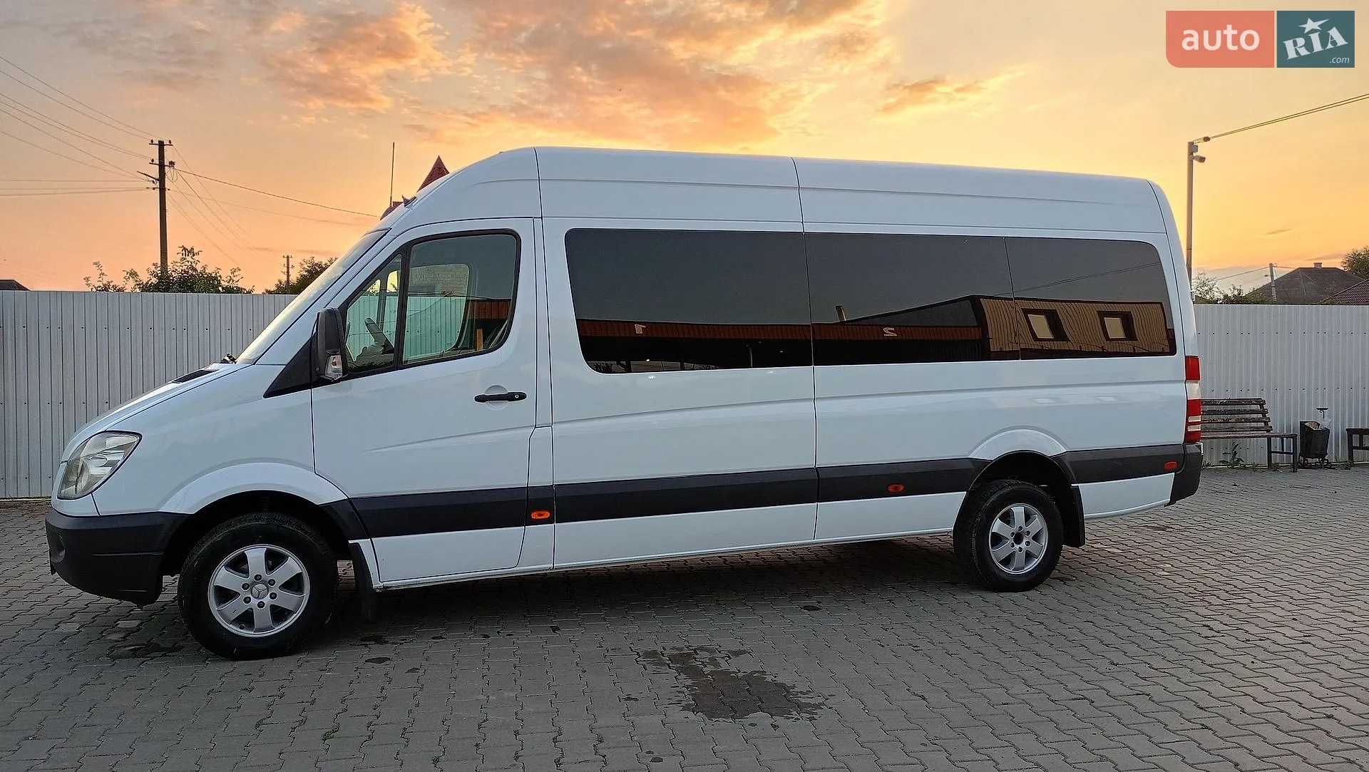2012 Mercedes-Benz Sprinter - мініатюра 2