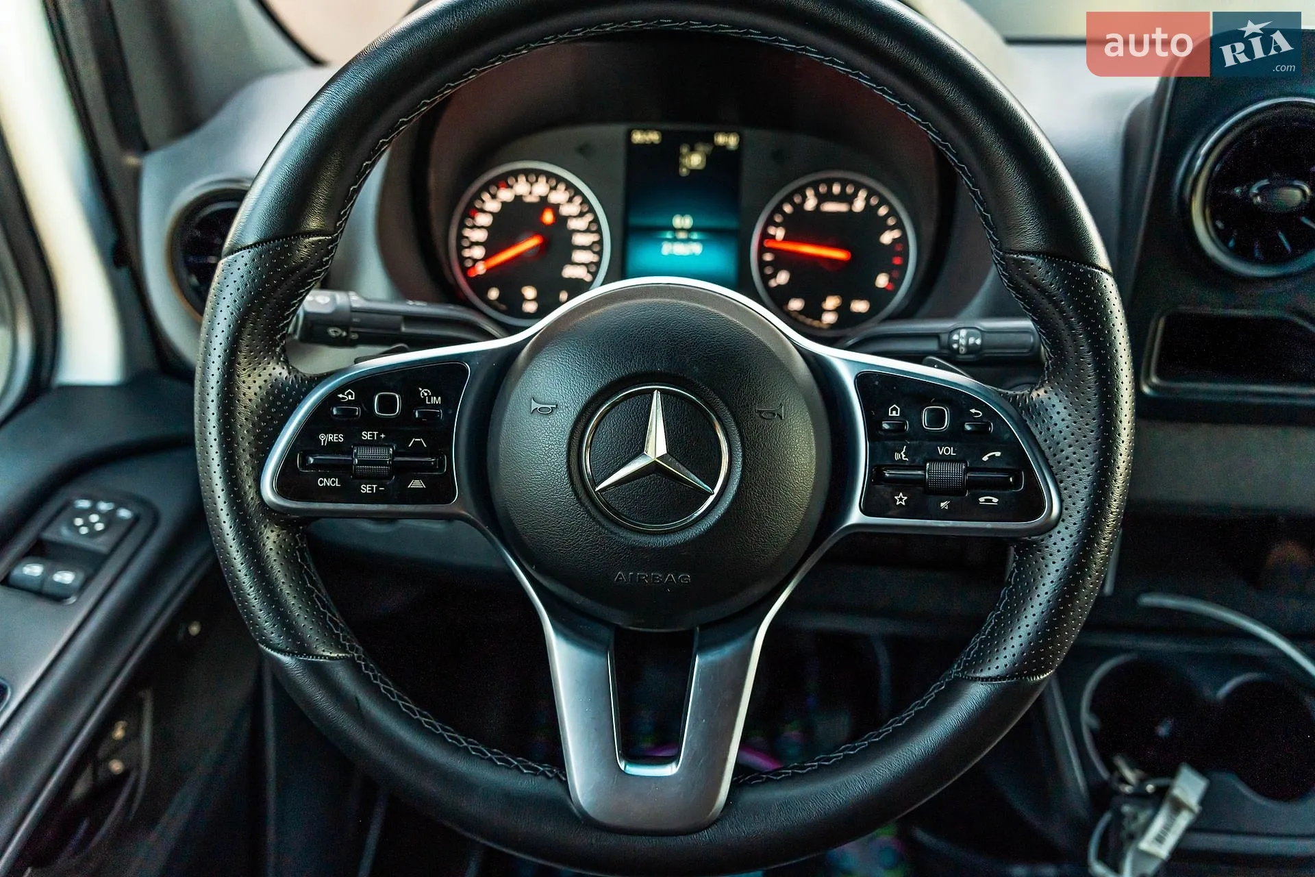 2019 Mercedes-Benz Sprinter - мініатюра 110