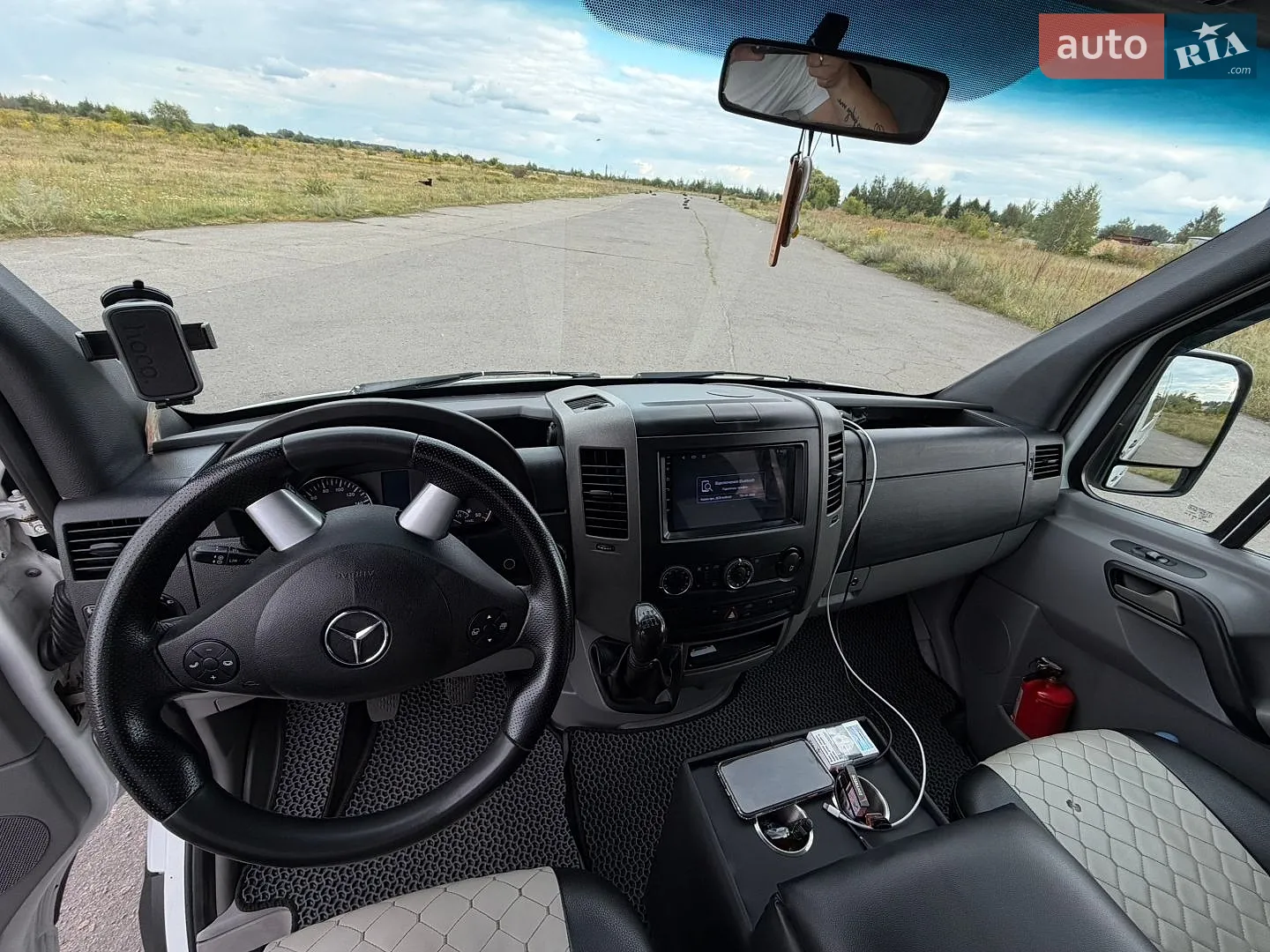 2010 Mercedes-Benz Sprinter - мініатюра 27