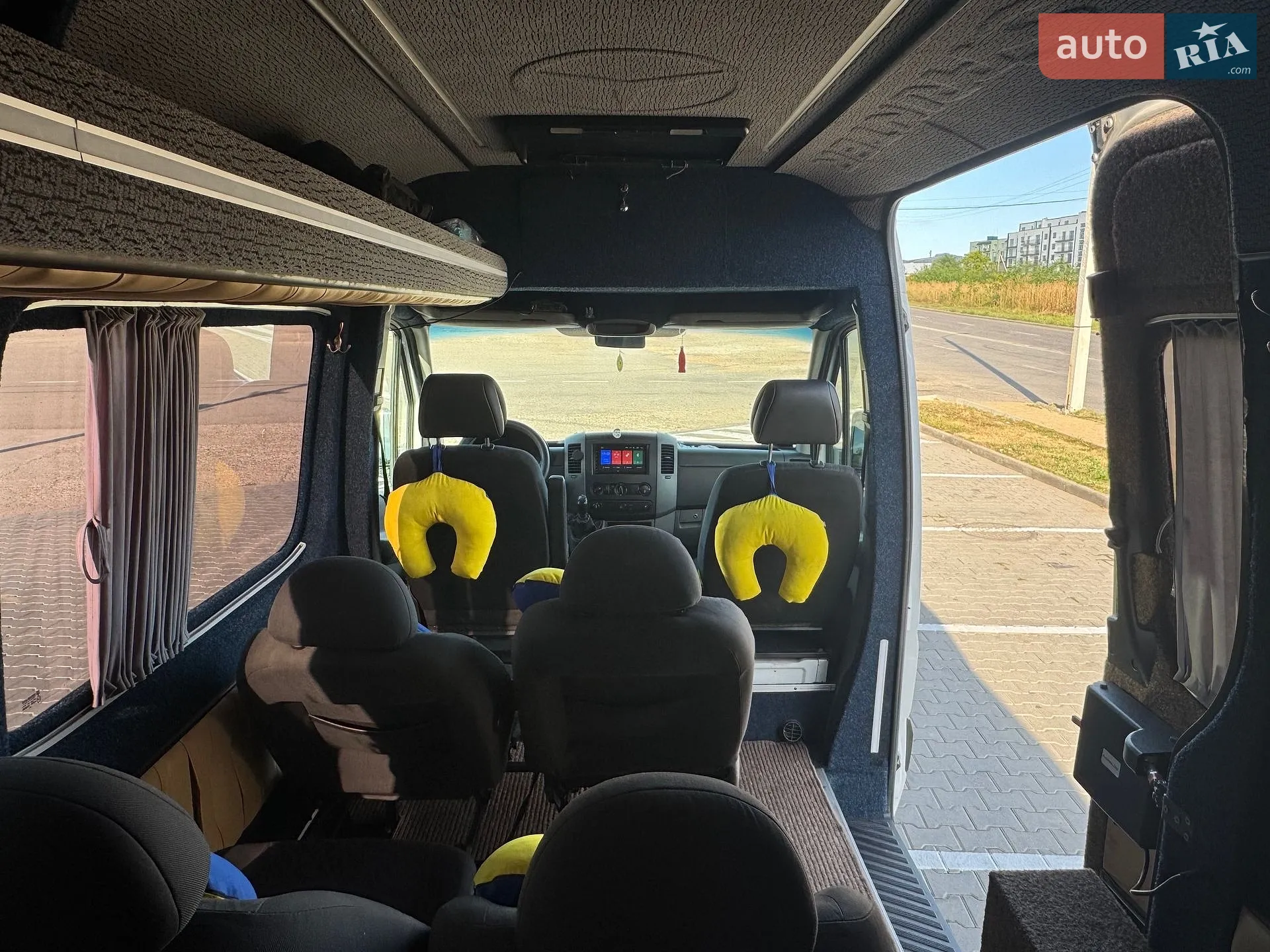 2010 Mercedes-Benz Sprinter - мініатюра 19