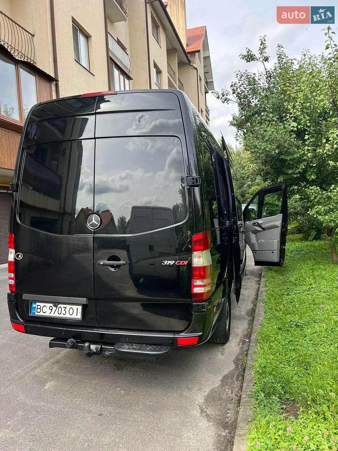 2011 Mercedes-Benz Sprinter - мініатюра 3