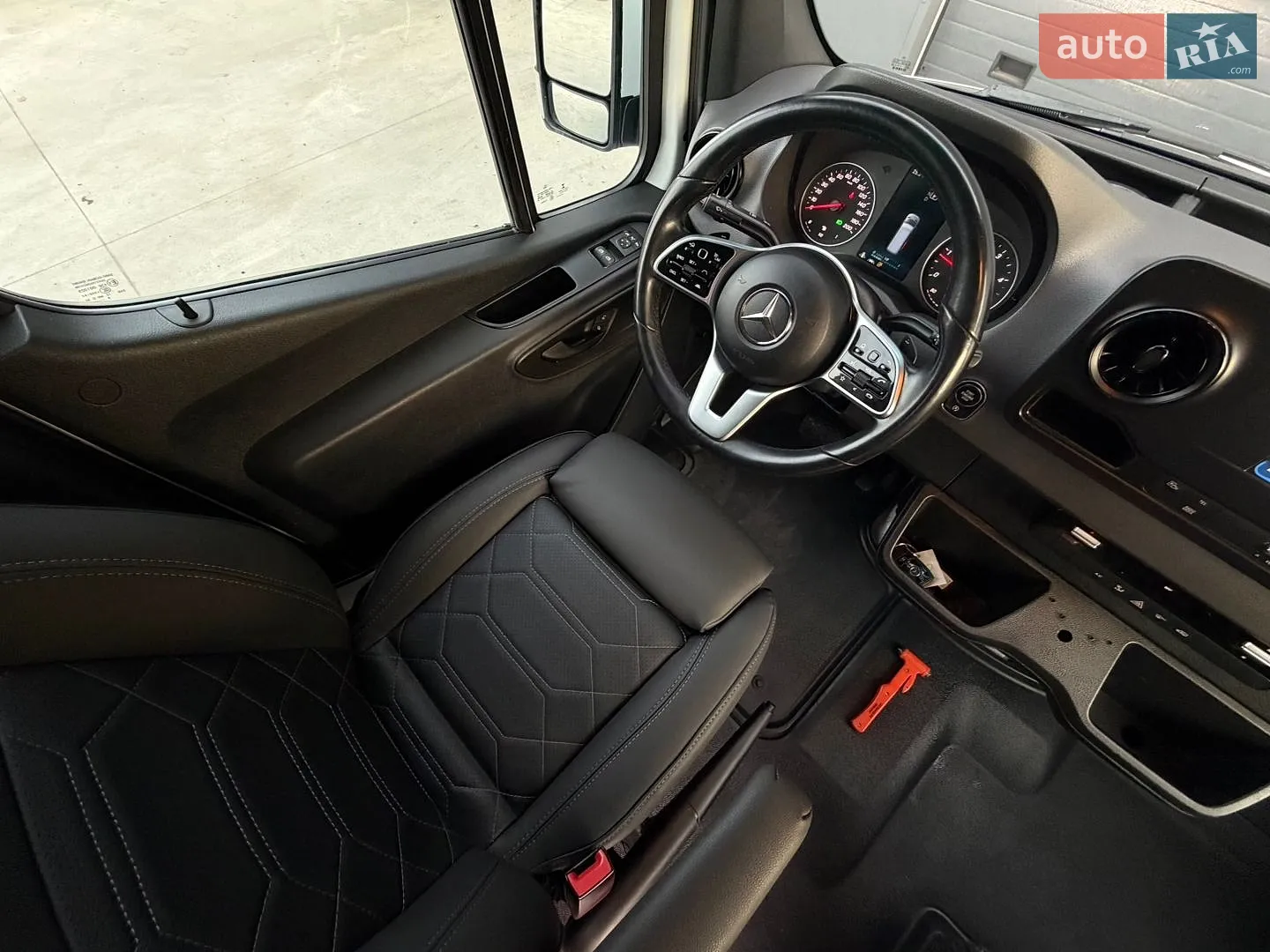 2020 Mercedes-Benz Sprinter - мініатюра 87