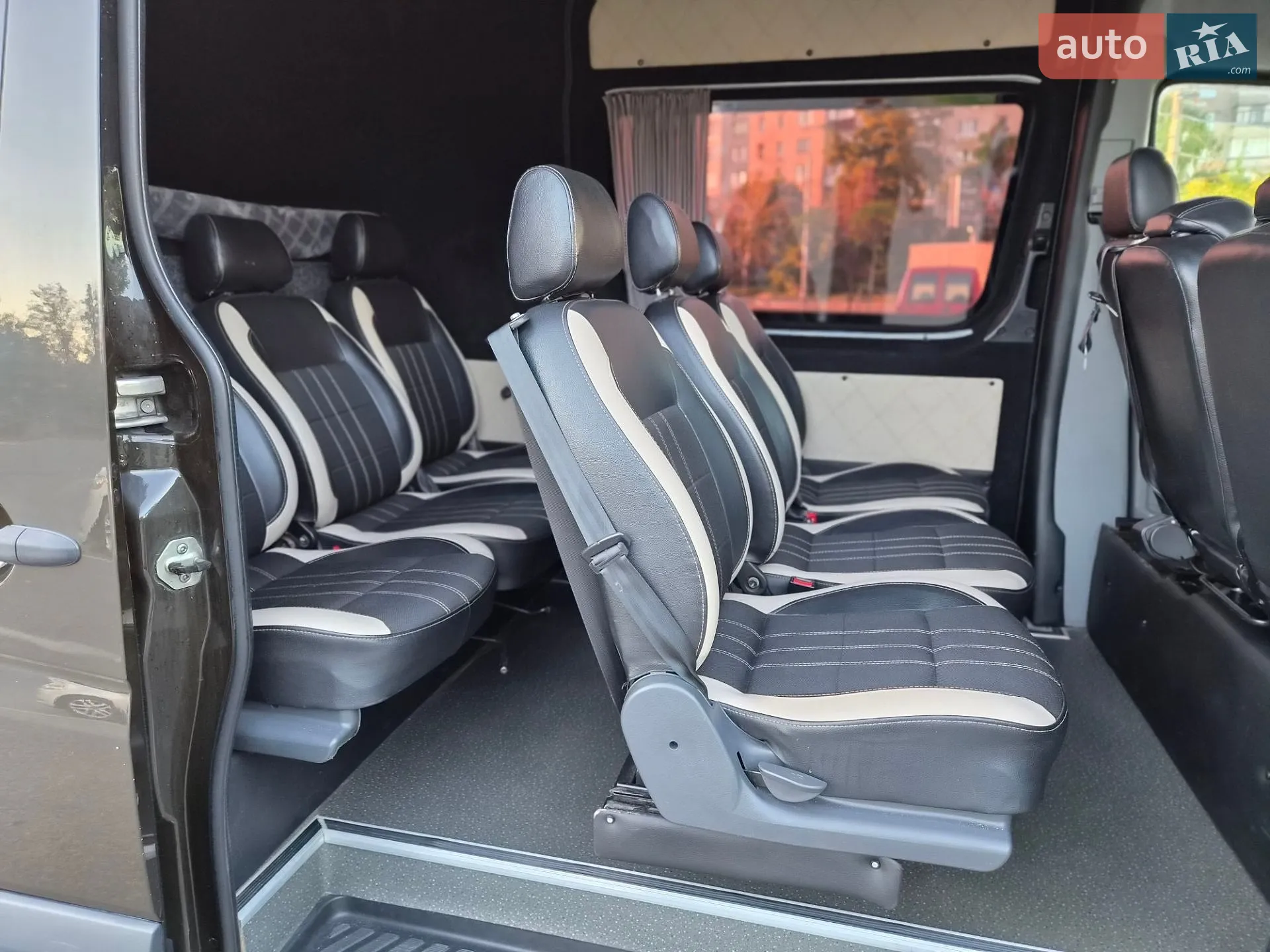 2018 Mercedes-Benz Sprinter - мініатюра 32