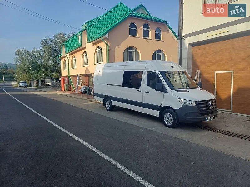 Mercedes-Benz Sprinter