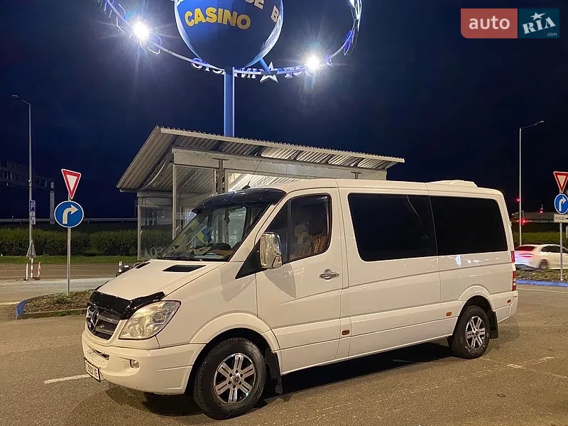 Mercedes-Benz Sprinter 2011