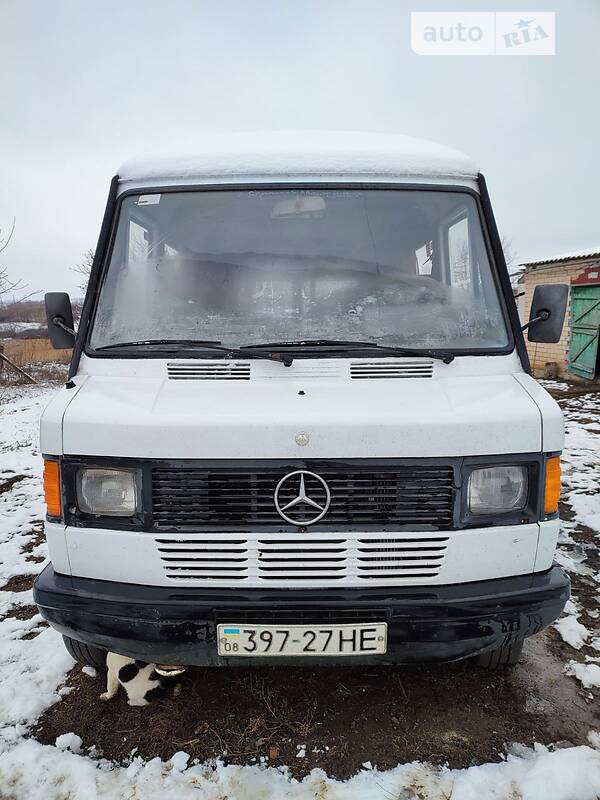 Mercedes-Benz T1 208 пасс