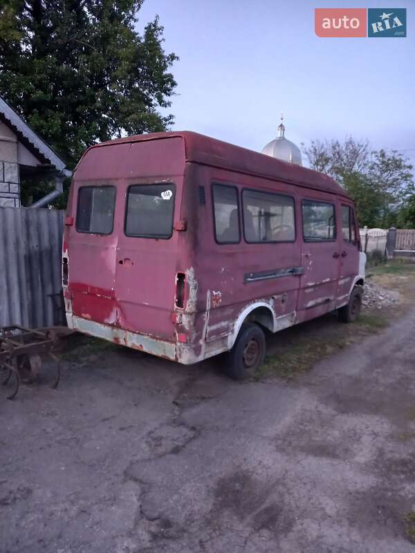 Мікроавтобус Mercedes-Benz T1 1988 в Сокалі