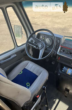 Приміський автобус Mercedes-Benz T1 1994 в 