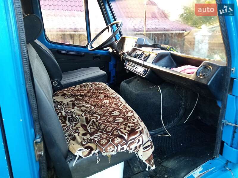 Микроавтобус Mercedes-Benz T1 1988 в Сокирянах