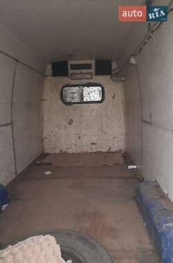 Грузовой фургон Mercedes-Benz T1 1991 в 