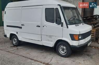 Грузовой фургон Mercedes-Benz T1 1989 в Киеве