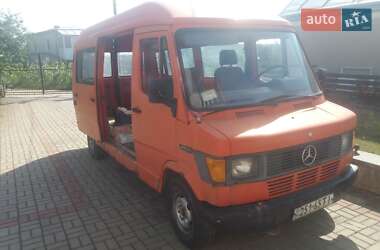 Вантажний фургон Mercedes-Benz T1 1992 в Тернополі