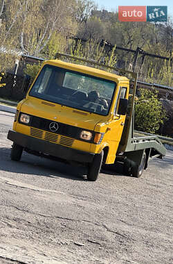 Евакуатор Mercedes-Benz T1 1991 в Кам'янському