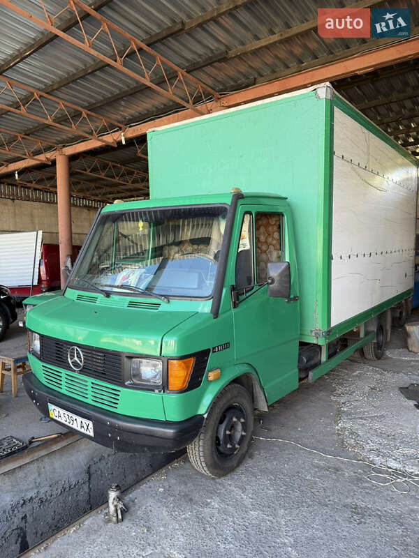 Mercedes-Benz T1 1995
