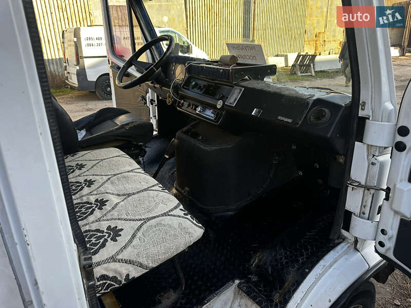 Грузовой фургон Mercedes-Benz T1 1994 в Запорожье