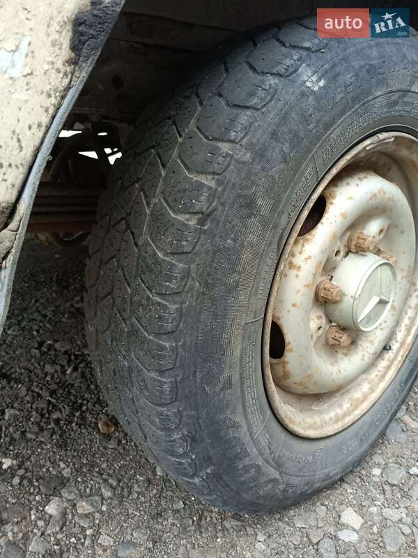 Микроавтобус грузовой (до 3,5т) Mercedes-Benz T1 1994 в Хмельницком