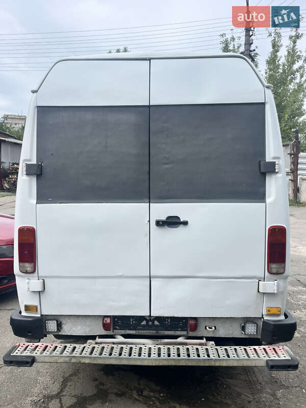 Грузопассажирский фургон Mercedes-Benz T1 1994 в Киеве