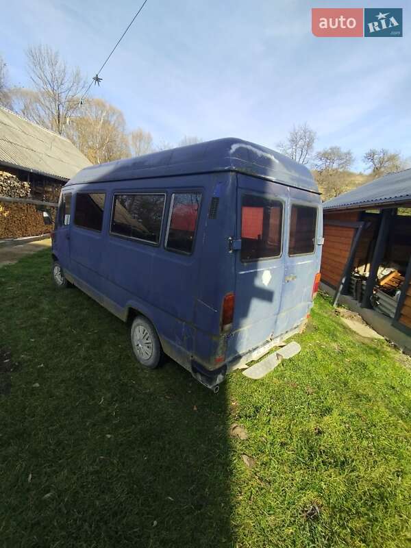 Вантажопасажирський фургон Mercedes-Benz T1 1993 в Старому Самборі фото 8 Вантажопасажирський фургон Mercedes-Benz T1 1993 в Старому Самборі