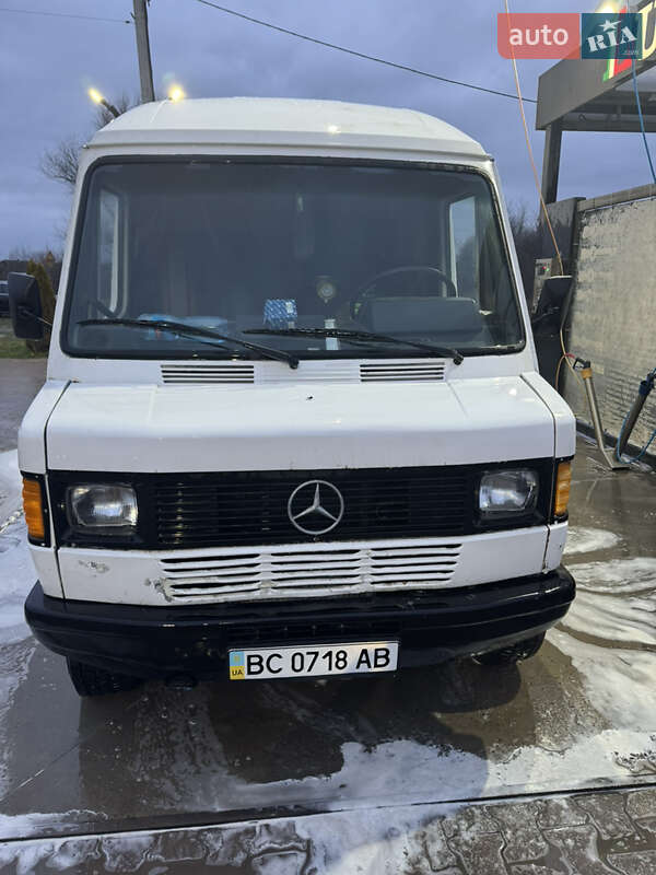 Mercedes-Benz T1 1995 Mercedes-Benz T1 1995