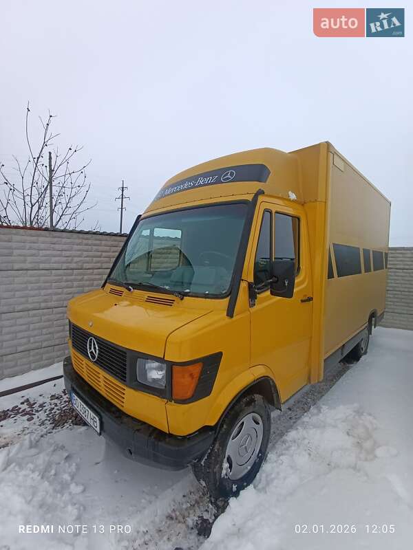 Mercedes-Benz T1 1994