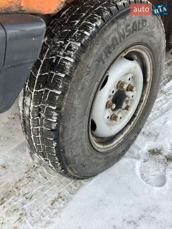 Минивэн Mercedes-Benz T1 1989 в Львове