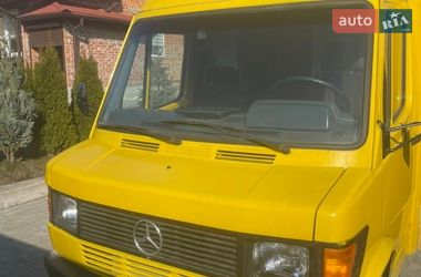 Вантажний фургон Mercedes-Benz T1 1995 в Львові