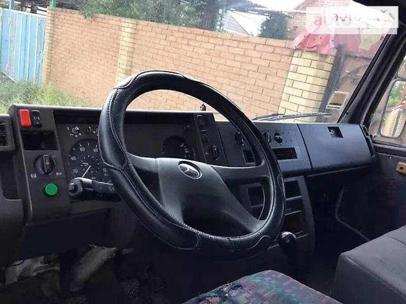 Mercedes-Benz T2 609 груз