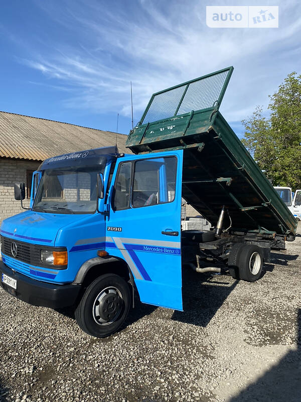 Mercedes-Benz T2 709 груз
