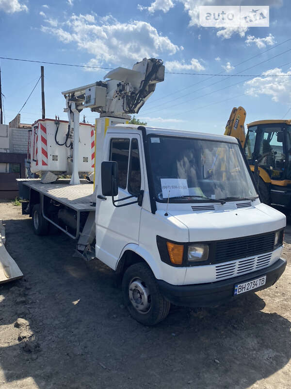 Mercedes-Benz T2 1994