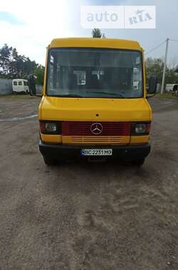 Городской автобус Mercedes-Benz T2 1992 в Золочеве