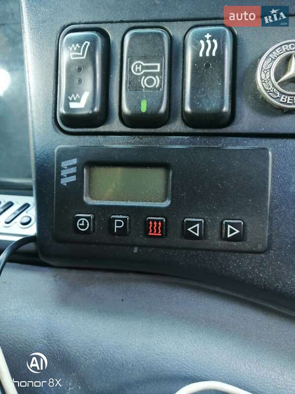 Мікроавтобус Mercedes-Benz T2 1997 в Кривому Розі